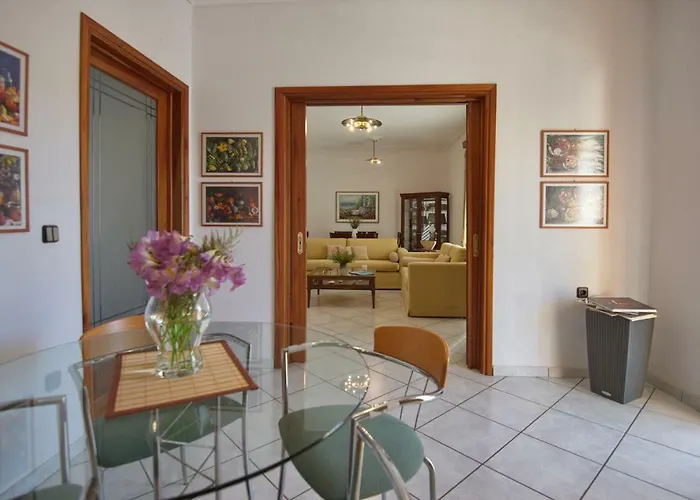 Lidromi Case de vacanță